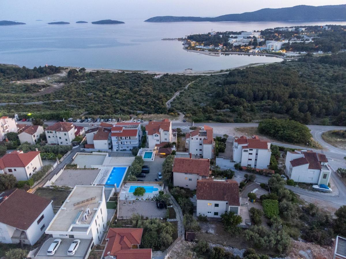 Sun Gardens Villa Sibenik Exterior photo